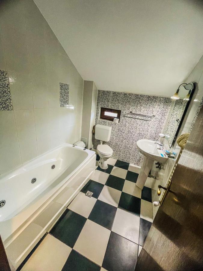 Vila Orange Hotel Navodari Luaran gambar