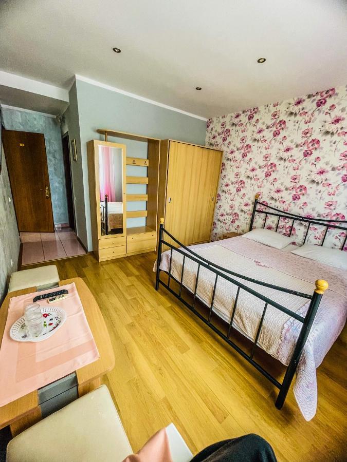 Vila Orange Hotel Navodari Luaran gambar